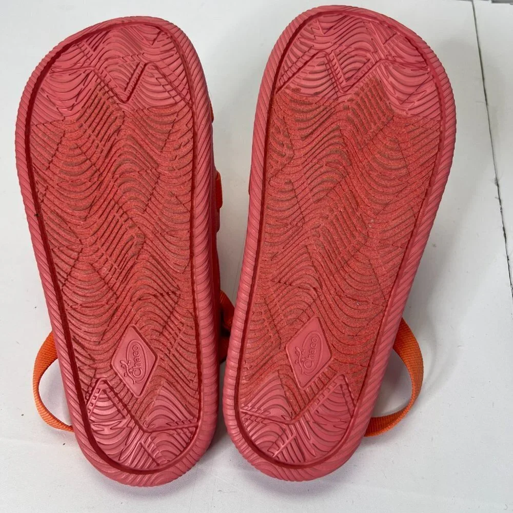 CHACO Chillos Pink Big Girls Sandals Size 6